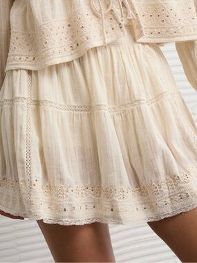 American Eagle Outfitters Cream Embroidered Tiered Mini Skirt NWT